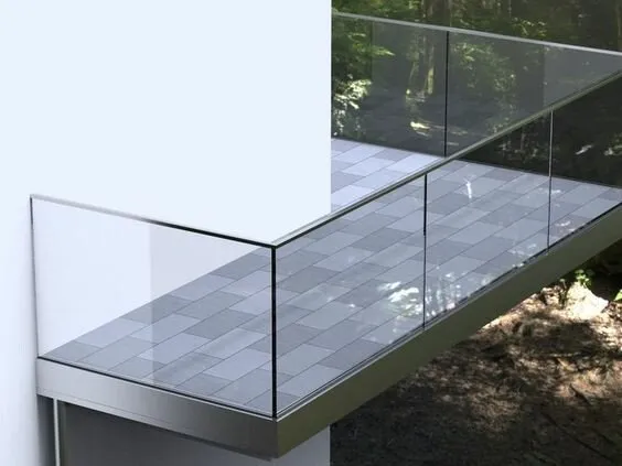 Installed balcony railing application